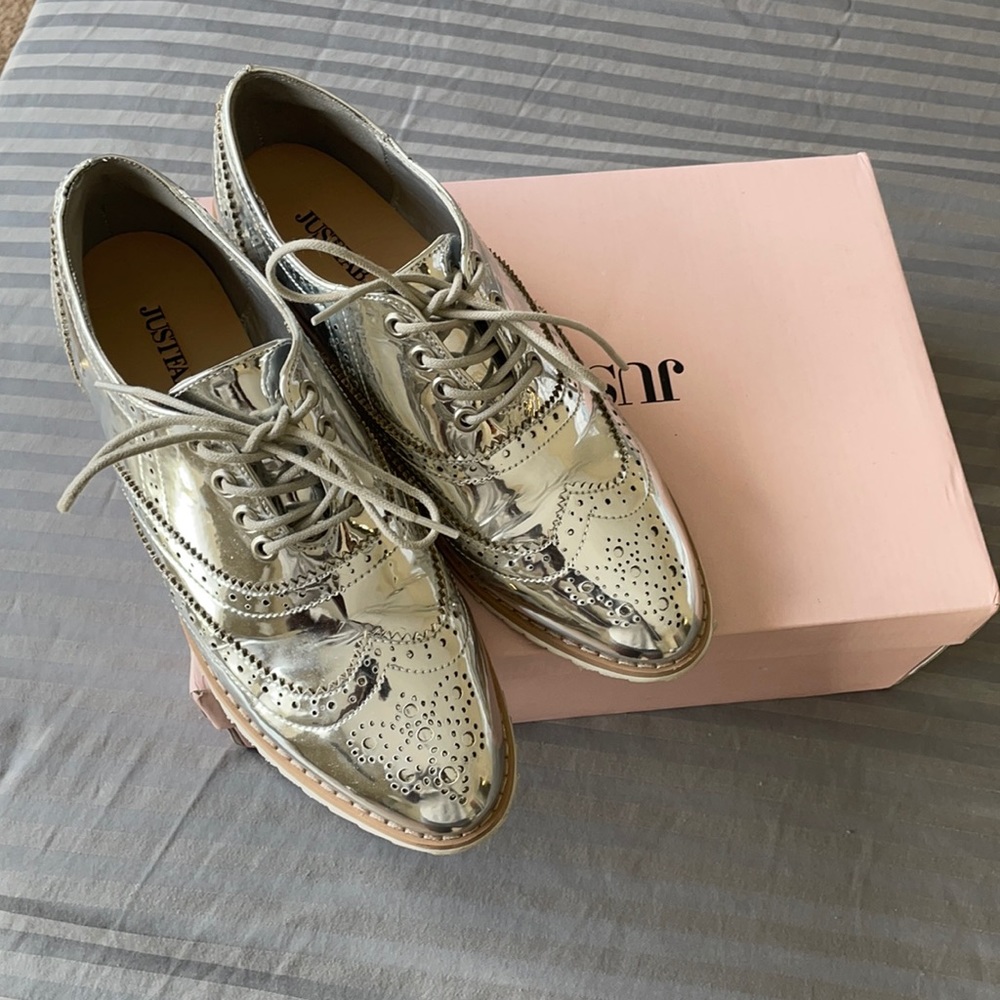 Rare Vintage Platinum Oxfords